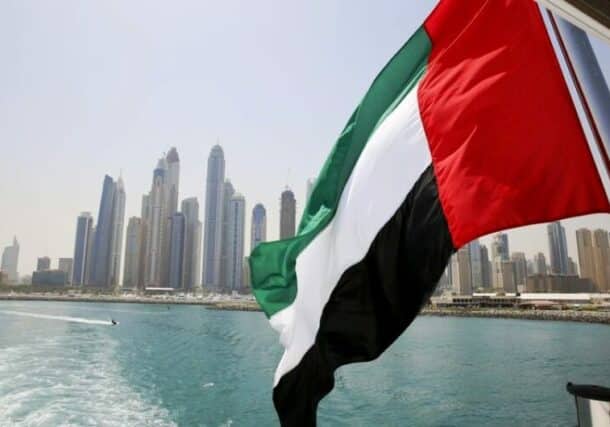 UAE flag flies over a boat at Dubai Marina, Dubai, United Arab Emirates May 22, 2015 (Reuters photo)