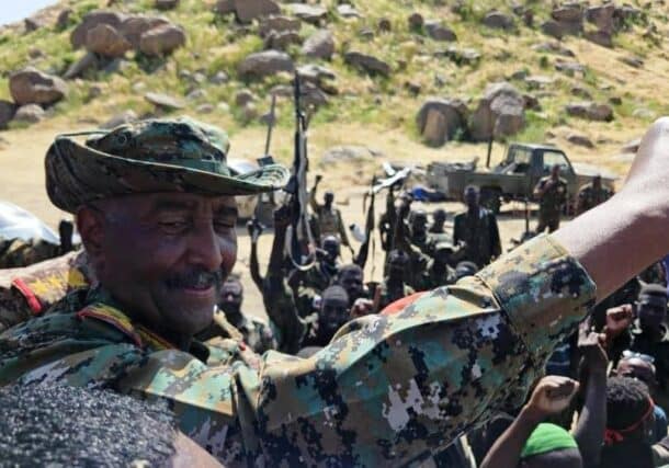 Al-Burhan in Jabal Moya visiting his troops on October 13, 2024