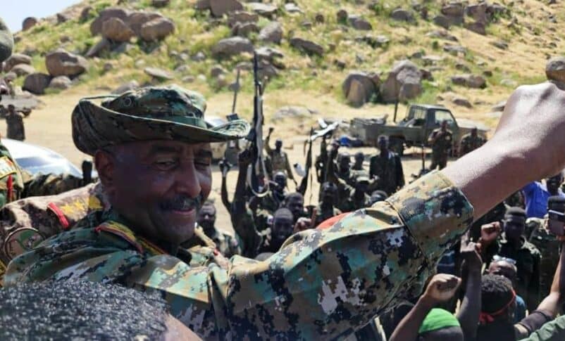 Al-Burhan in Jabal Moya visiting his troops on October 13, 2024