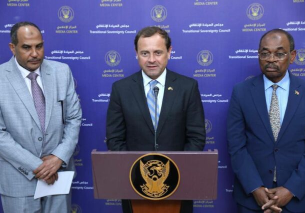 Tom Perriello speaks to the media after meeting Generl Abdel Fattah in Port Sudan on November 18, 2024