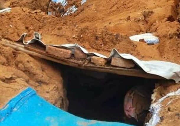 El Fasher civilians dig trenches for protection from RSF shelling