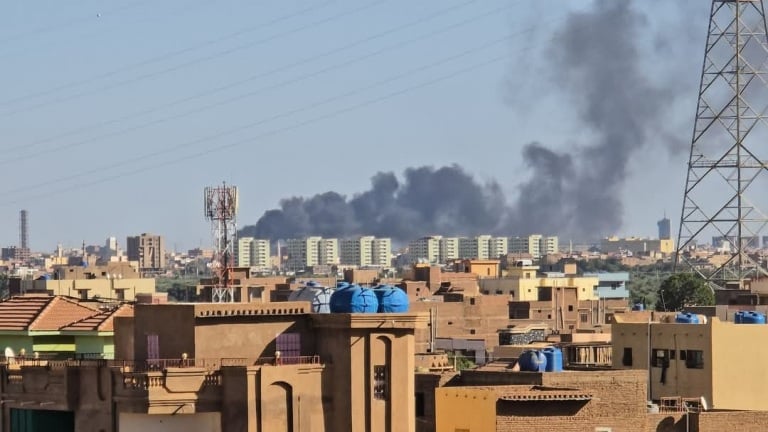 Heavy smoke billows from Khartoum Bahri's Kafouri district after the Sudanese Armed Forces shelled RSF positions on Jan 27, 2025