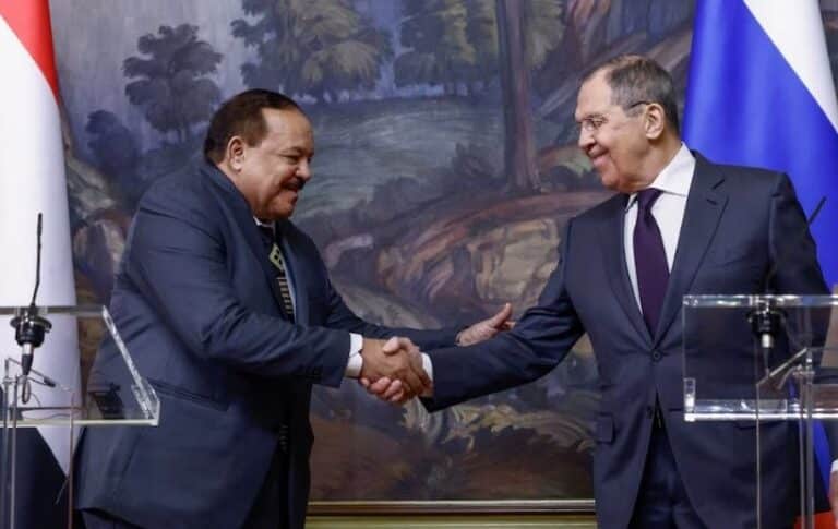 Russian Foreign Minister Sergei Lavrov and his Sudanese counterpart Ali Youssif shake hands during a press conference following their talks in Moscow, Russia, February 12, 2025. Reuters photo