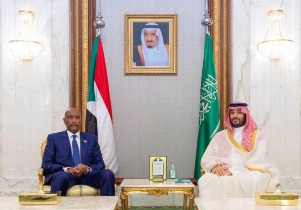 Saudi Crown Prince Mohamed bin Sulman receives Chairman of Sudan Sovereign Council on March 28, 2025 (SPA photo)