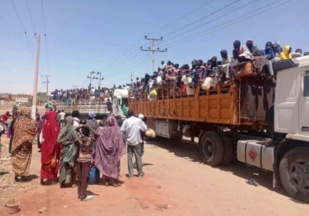 South Sudanese nationals transported by truck towards the border from Am Jazirah state on March 9, 2025