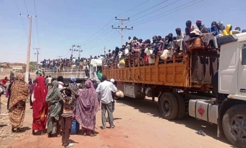 South Sudanese nationals transported by truck towards the border from Am Jazirah state on March 9, 2025