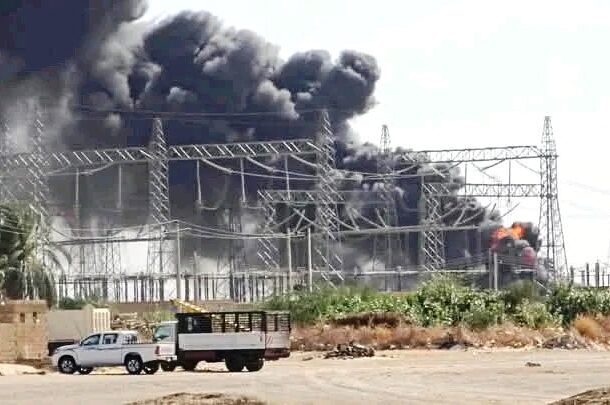 Smoke rises from the Atbara power substation for the 4th time following an alleged drone strike by the RSF on April 25, 2025.