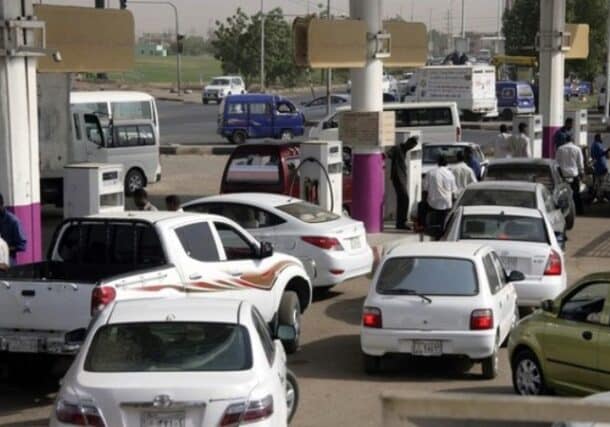 People wait to get fuel for their vehicles at a petrol station in Khartoum, Reuters file photo