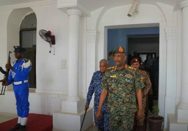 Al-Burhan visits the Interior Ministry headquarters in Khartoum on August 6, 2025