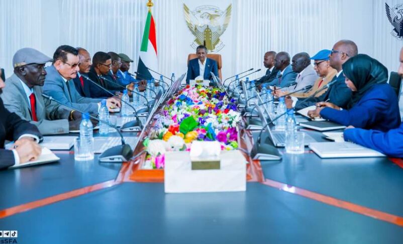 Mohamed Hamdan Daglo chairs the first meeting of Presidential Council of the parallel government in Nyala on August 31, 2025