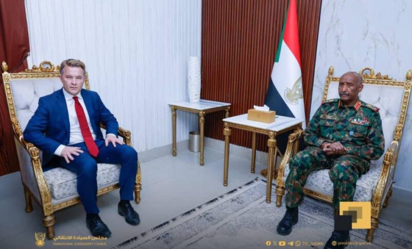 Sudan's Sovereign Council Chief Abdel Fattah al-Burhan receives Norway's State Secretary Andreas Motzfeldt Kravik on November 27, 2025
