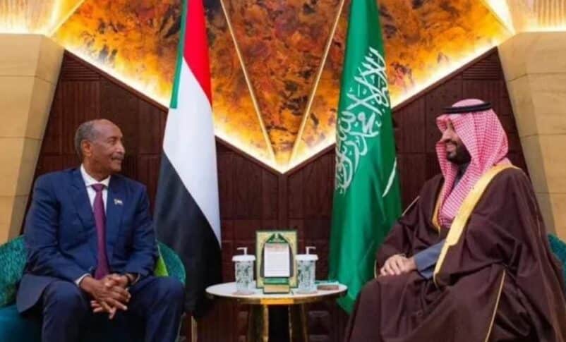Abdel Fattah al Burhan meets with the Saudi Crown Prince Mohamed ben Salman in Riyadh on Dec 15, 2025