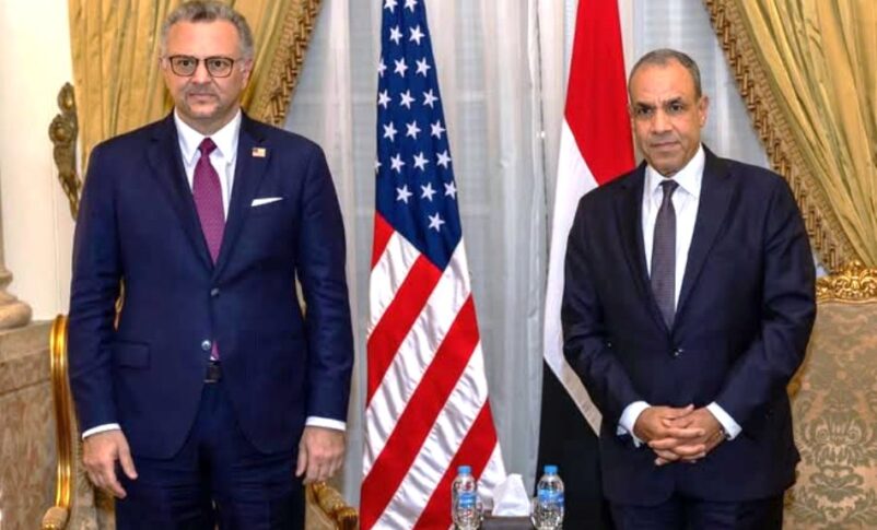 Egypt's FM Badr Abdelatty pose with US Senior advisor for Africa Massad Bouos, file photo