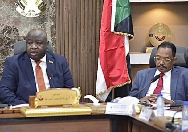 Minister of Minerals Nor Al-Daim Taha