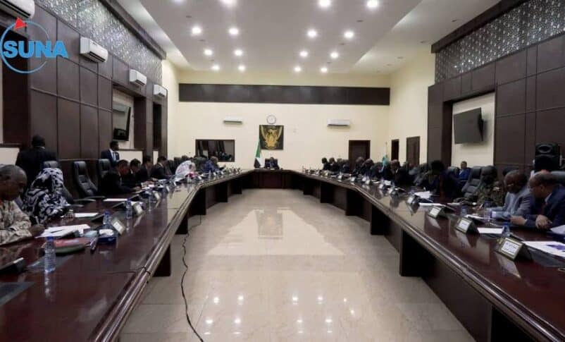 PM Kamil Idris hairs the first cabinet meeting in Khartoum, after return from Port Sudan, on Jan 25, 2026