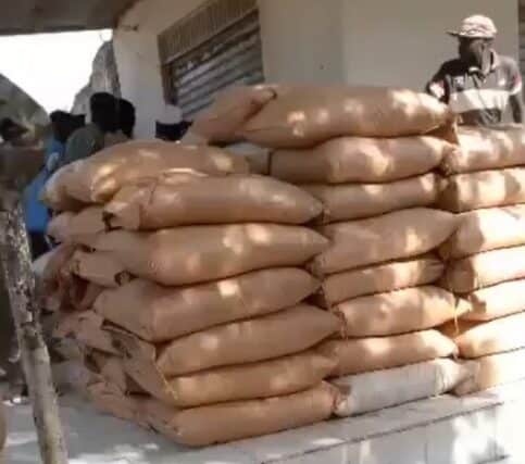 Essential commodities, including sugar and fuel, reached Dilling on Friday following the lifting of a blockade that had isolated the town from North Kordofan.