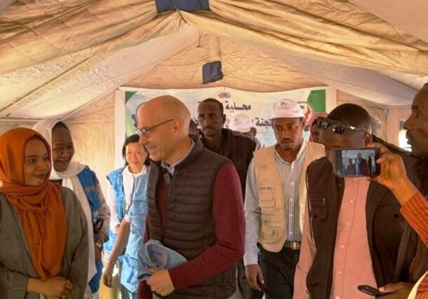 Volker Türk visits IDPs camp in Ad Dabba on Jan 16, 2026