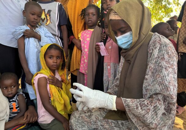 Vaccinating children against measles in El Geneina by MSF medical workers, Jan. 27, 2026