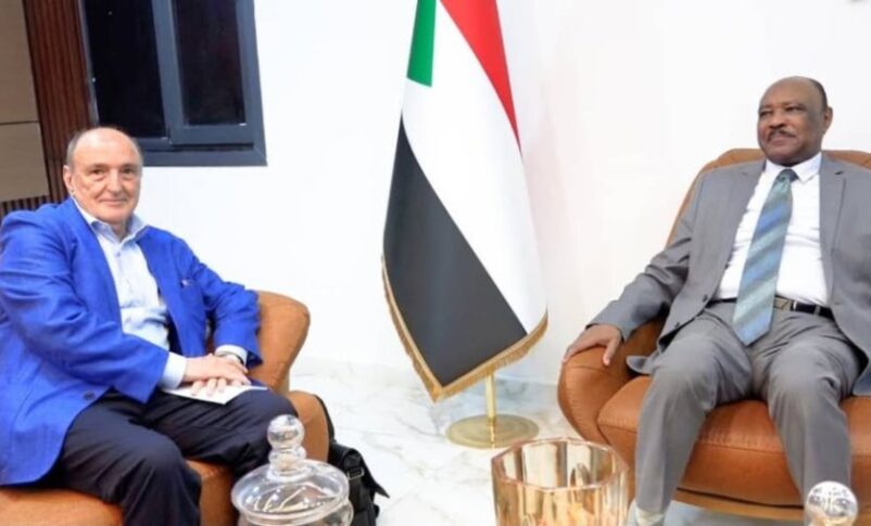 Foreign Minister Mohieddin Salem receives Special Envoy Mohamed Belaiche, on April 5, 2026