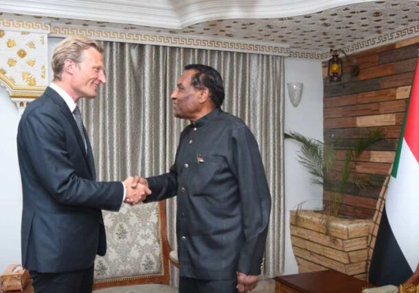 Sudan's PM Kamel Idris receives WFP Deputy Executive Director Carl Skau at his office in Khartoum on April 9, 2026, Sudanese govt photo