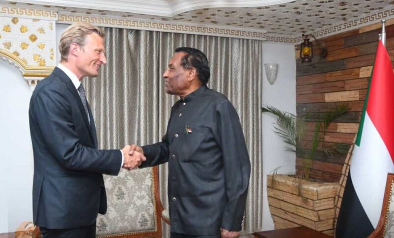 Sudan's PM Kamel Idris receives WFP Deputy Executive Director Carl Skau at his office in Khartoum on April 9, 2026, Sudanese govt photo