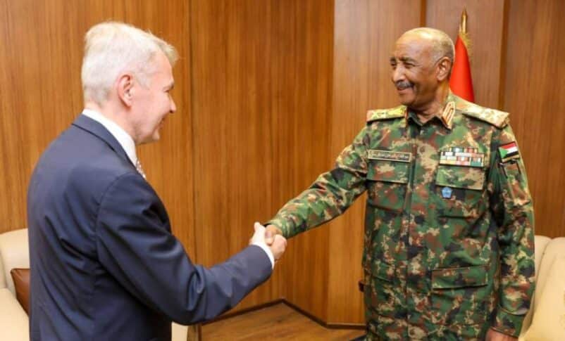 Abdel Fattah al-Burhan shakes hands with Pekka Haavisto UN envoy for Sudan on June 7, 2026