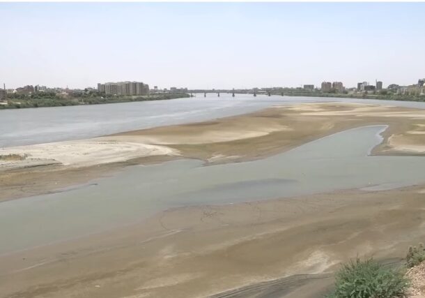 For the first time, small islands have appeared in the course of the Nile River in Khartoum as a result of the receding water level coming from the Blue Nile.