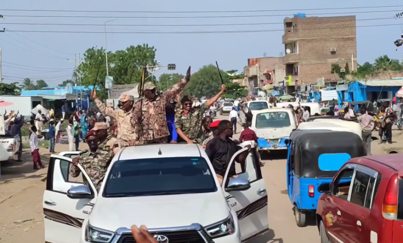 Sudanese army forces welcomed by the resident in s Kurmuk, bBlue Nile region, on July 8, 2026