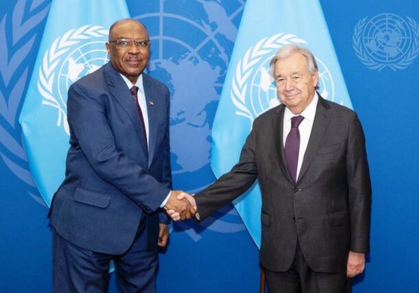 Antonio Guterres, UN SG shakes hands with Mohieldin Salim Sudan's FM in News York on September 24, 202; UN photo